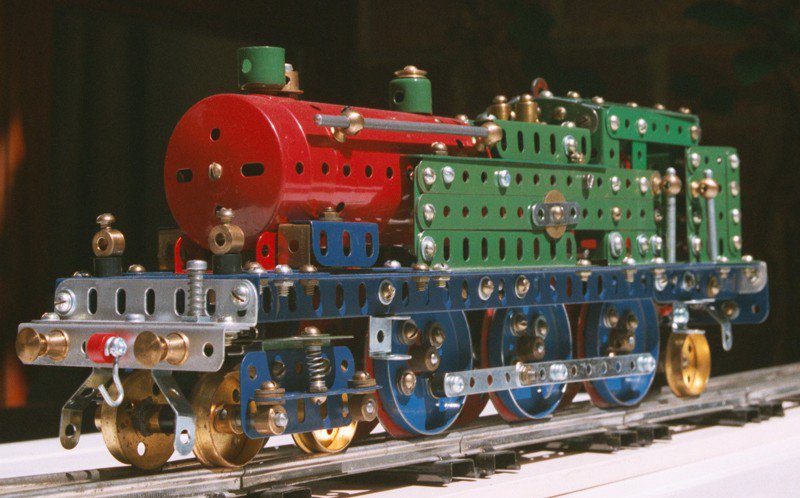 meccano train